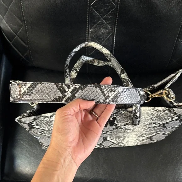 Jason Wu EUC Snakeskin Pattern Women's Bag - Black and Gray - Picture 4 of 13